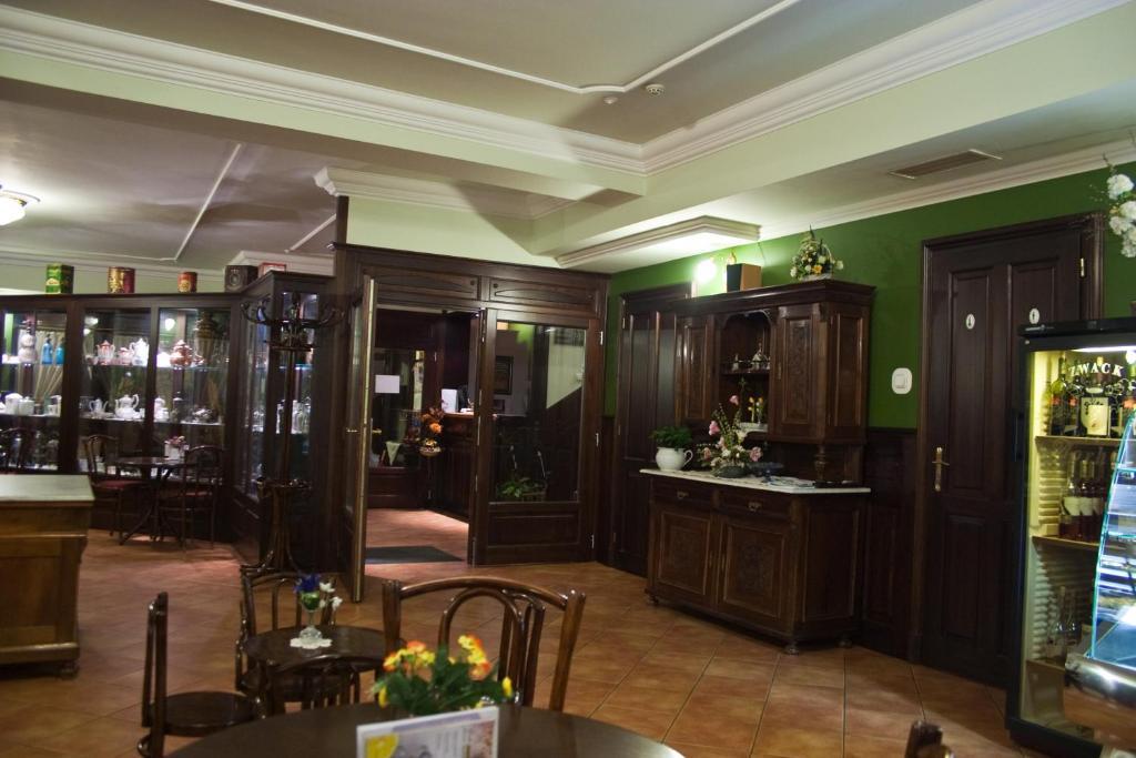 Hotel Adler