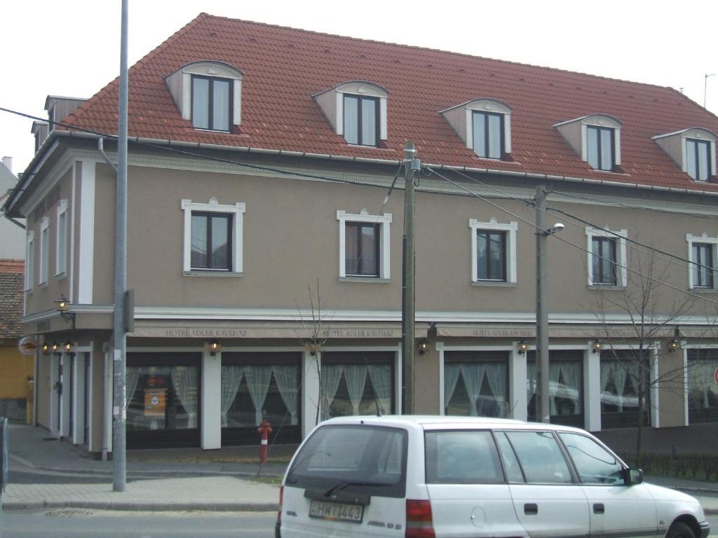 Adler Hotel Budaörs